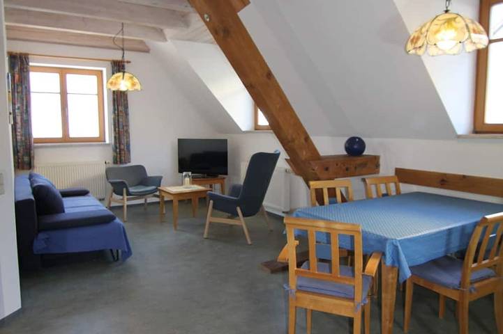 Ferienwohnung für 6 Personen, mit Garten