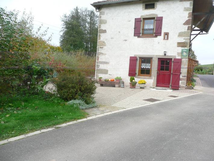Maison de vacances pour 5 personnes, avec Terrasse et Jardin dans Neufchâteau