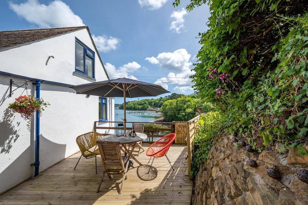 Entire apartment, 2 Bed in Helford (oc-hcview) in Helford, Cornwall