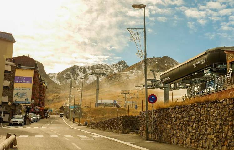 Location de vacances pour 4 personnes, avec vue et balcon à Pas de la Case - 2