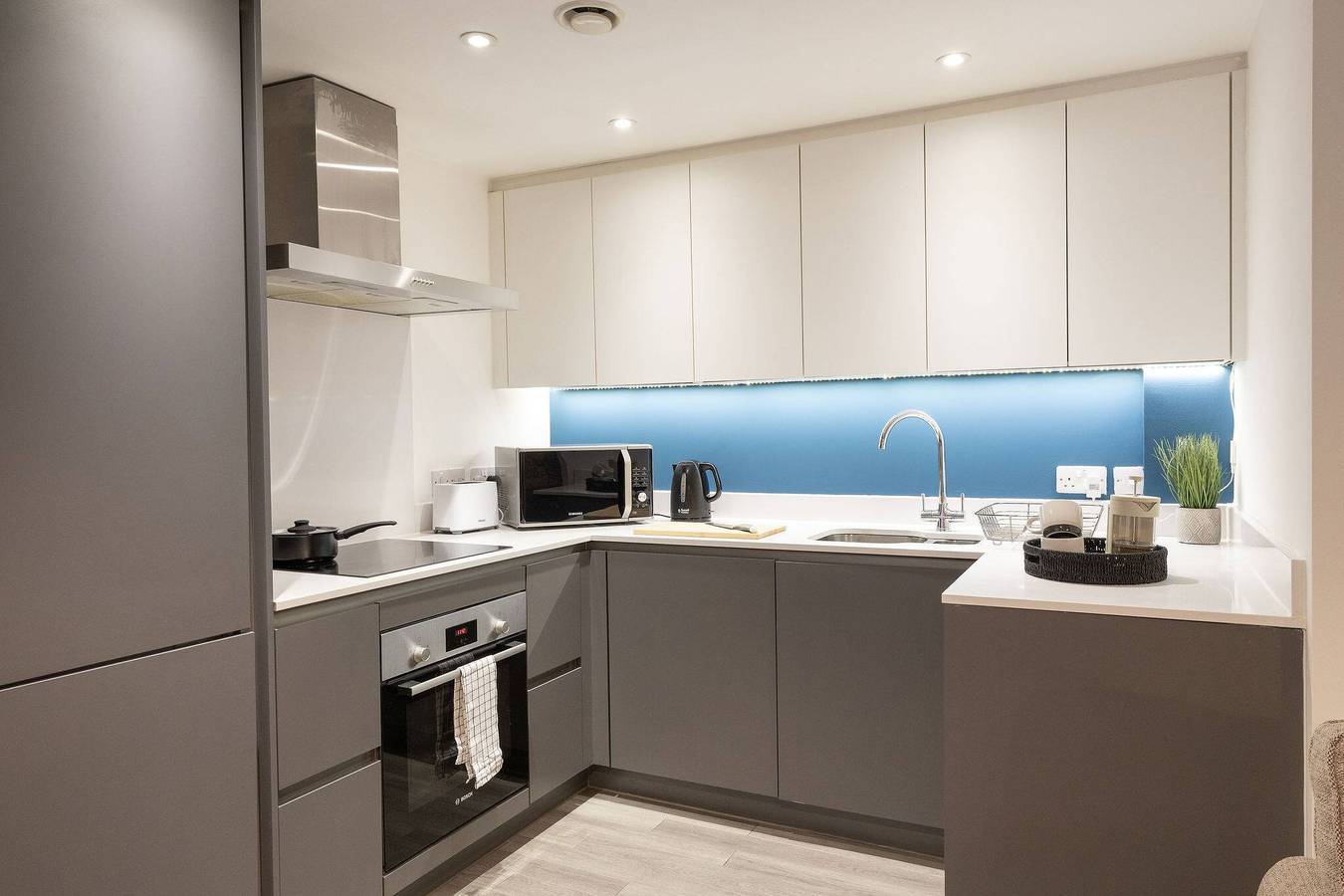 Entire apartment, Spacious Condo - Central Manchester - Piccadilly - Local Attractions - Parking in Manchester, Greater Manchester