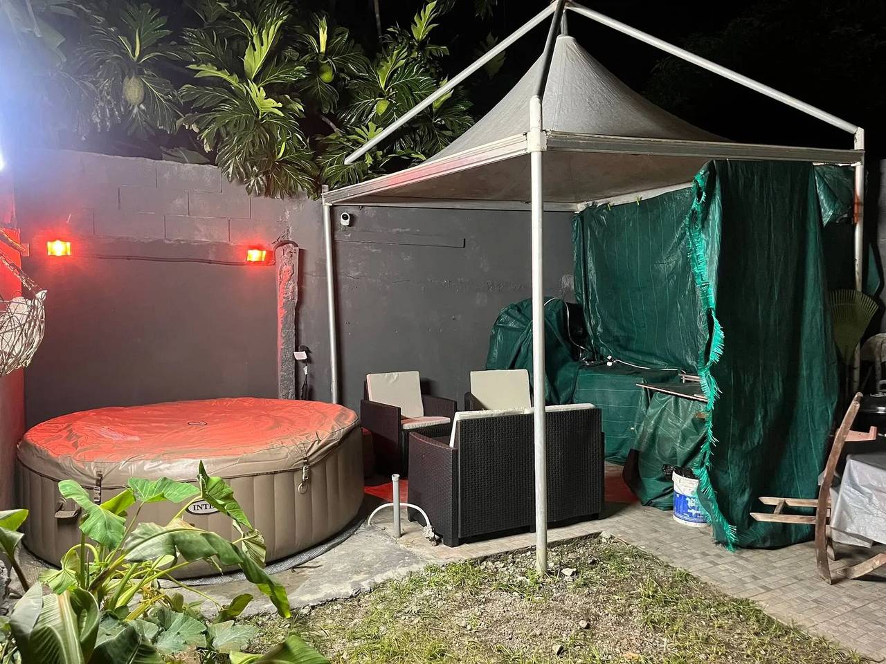 Apartamento entero, Apartamento de 2 habitaciones en Basse Terre, 120 m² con jardín in Basse-Terre, Guadalupe