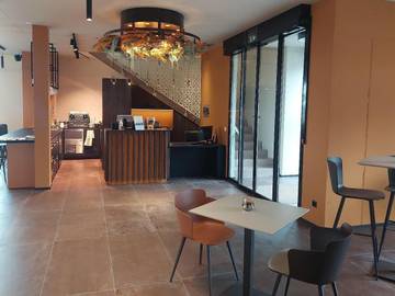 Hôtel pour 2 personnes, avec terrasse dans Canton du Jura