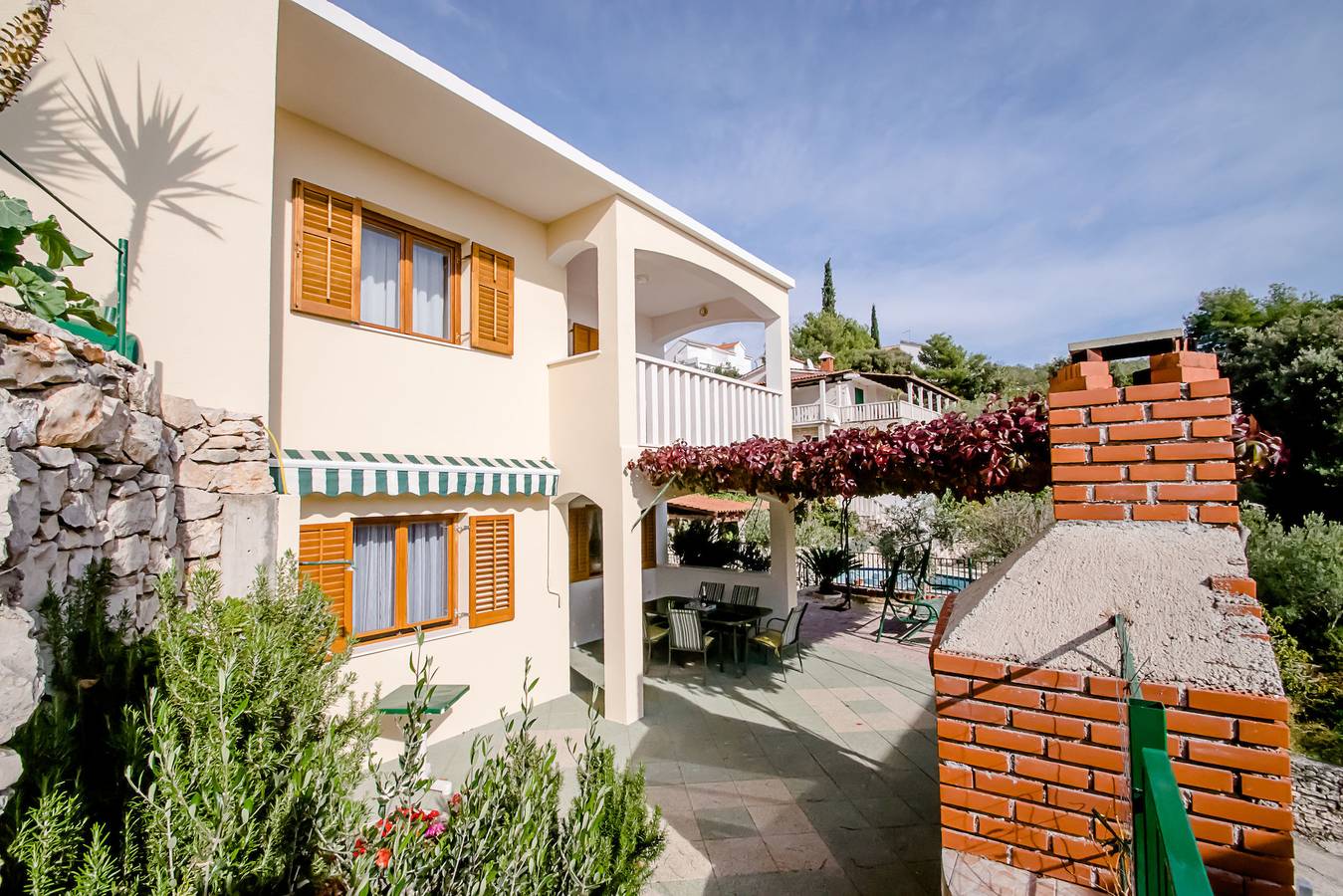 Appartamento vacanze a Vinisce a partire da 94€ a notte