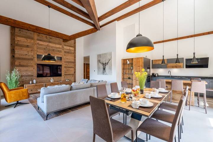 Appartement de vacances pour 8 personnes, avec balcon et jardin