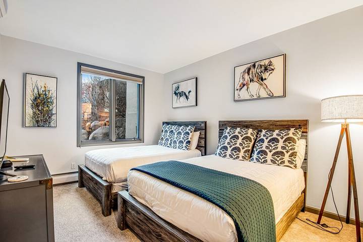 Vacation rental for 6 people, with hot tub and terrace as well as pool in Beaver Creek