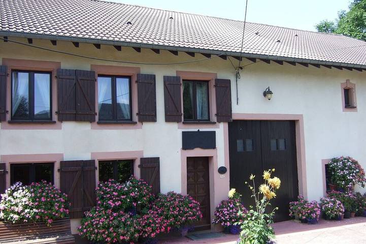 Gîte pour 5 personnes, avec balcon, animaux acceptés à Ban-de-Laveline