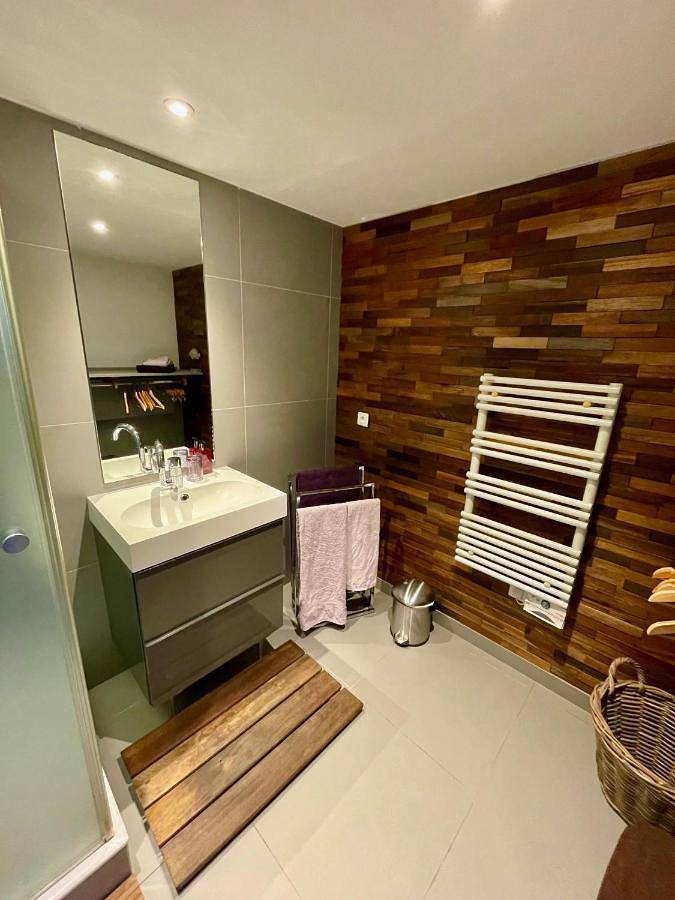 Gîte pour 2 personnes, avec terrasse et jardin à Chambéry - 3