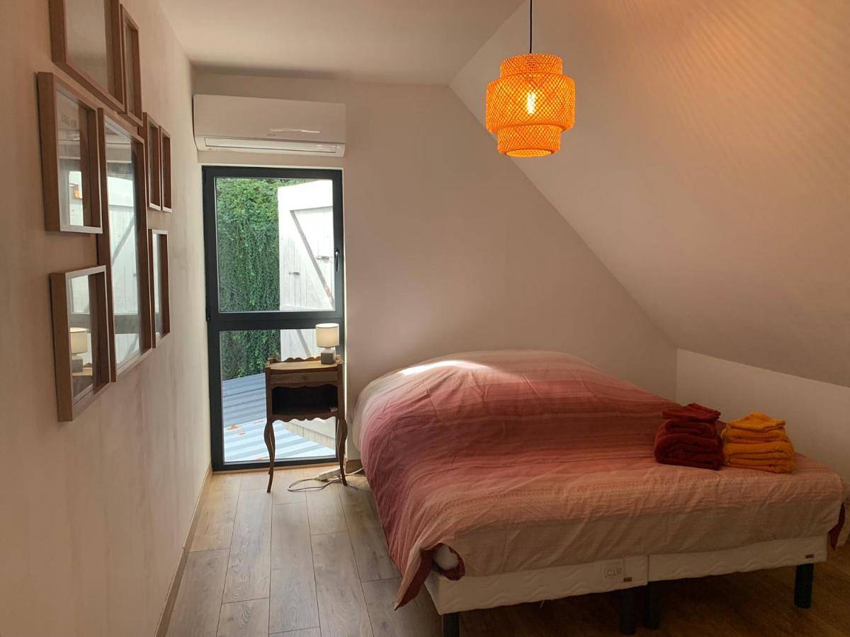 Four-Bedroom House in Reugny, Région de Tours