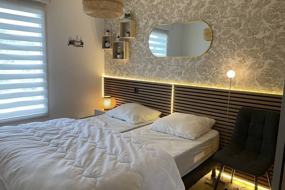 Appartement entier, Appartement cosy avec wifi à 600m de la plage in Saint-Cast-le-Guildo, Région de Dinan