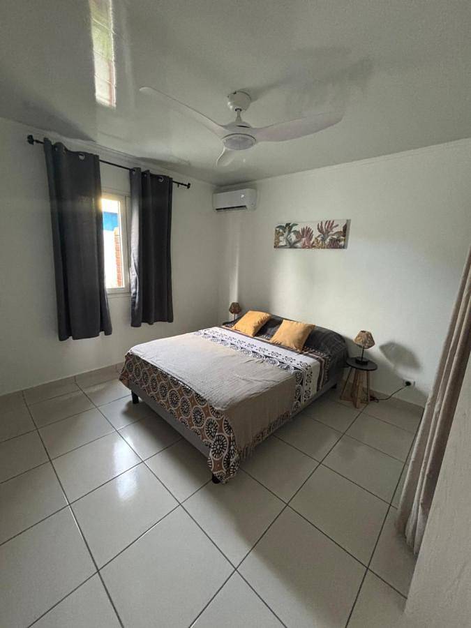 Gîte pour 4 personnes, avec terrasse dans Cambuston - 3