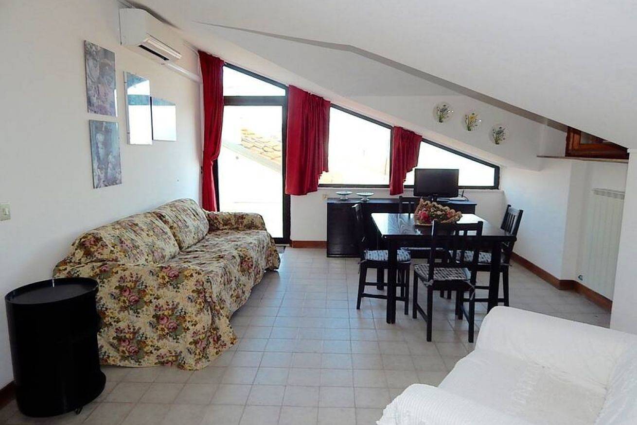 Apartamento entero, M170 - Marcelli, wonderful attic with sea view in Marcelli, Riviera del Conero
