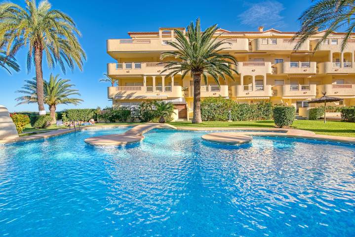 Holiday apartment for 6 people, with garden - 1