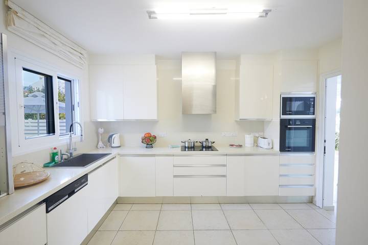 Villa für 10 Personen, mit Balkon und Garten sowie Meerblick - 1