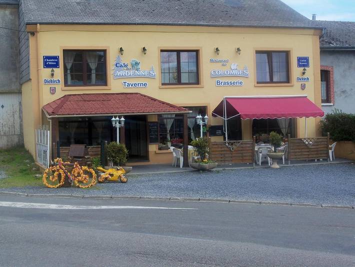 Location de vacances pour 2 personnes, avec vue et jardin, animaux acceptés à Vresse-sur-Semois - 2