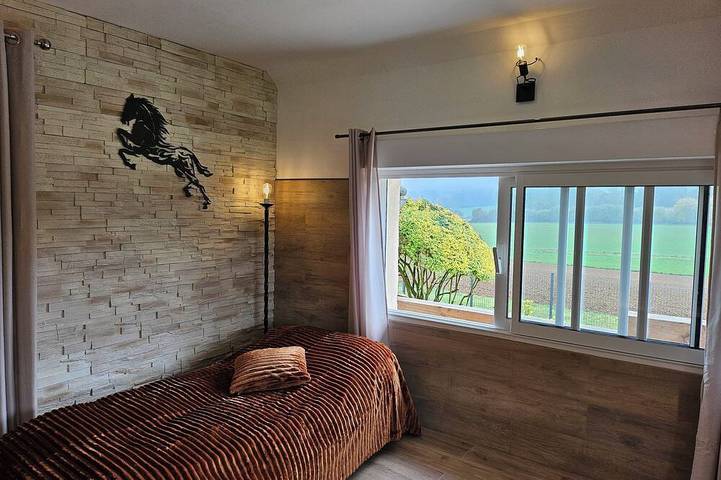 Location de vacances pour 2 personnes, avec terrasse et jardin dans Perche-en-Nocé - 3