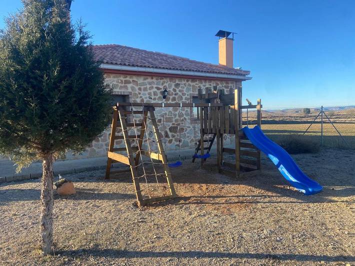 Casa rural para 7 personas, con Balcón y Terraza además de Jardín y Vistas en Villel - 2