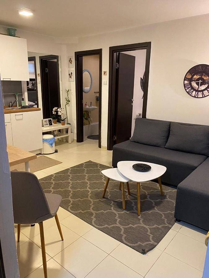 Gîte pour 2 personnes, avec terrasse à Novi Sad