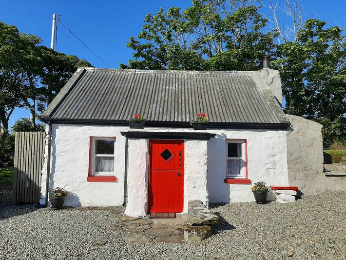 Cottage for 2 people, with Terrace and Garden in Ireland