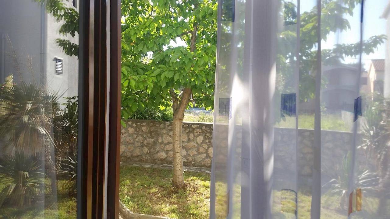 Guesthouse Neven Paklenica in Stari Grad, Zadar