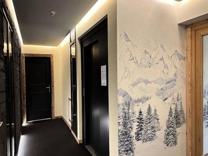 Gîte pour 8 personnes, avec balcon et piscine, animaux acceptés à Vars - 2