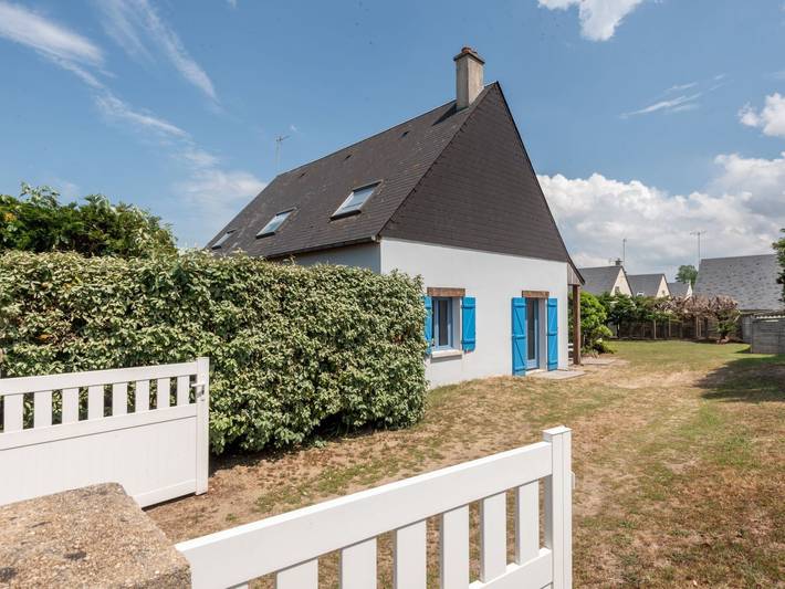 Location de vacances pour 8 personnes, avec jardin à Hauteville-sur-Mer - 4