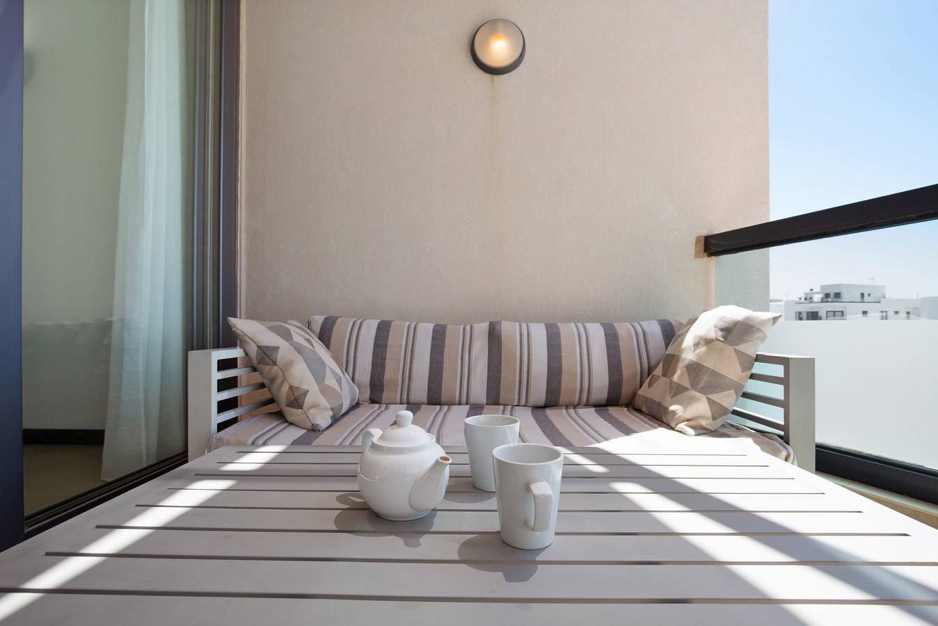 Appartement entier, Appartement de vacances "Nautilus Sea View" près de la plage avec piscine et Wi-Fi in El Cotillo, La Oliva