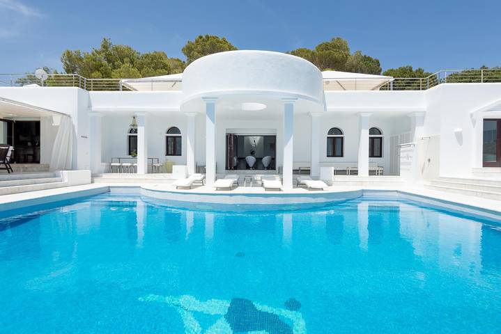 Chalet para 10 personas, con piscina además de vistas al mar y jardín, Familias con niños en Ibiza - 2