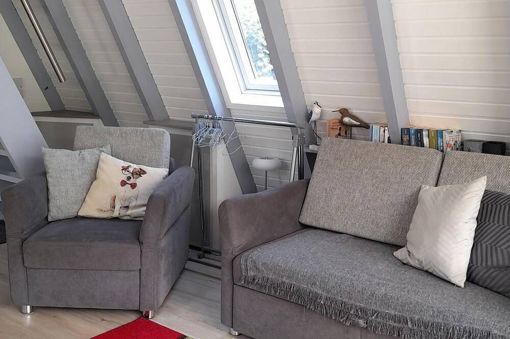 Findling Haus - Ferienhaus, Dusche, Wc, 2 Schlafräume in Leinsweiler, Trifelsland