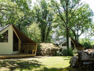 Camping pour 4 Personnes dans Séniergues, Parc Naturel Régional des Causses du Quercy, Photo 2