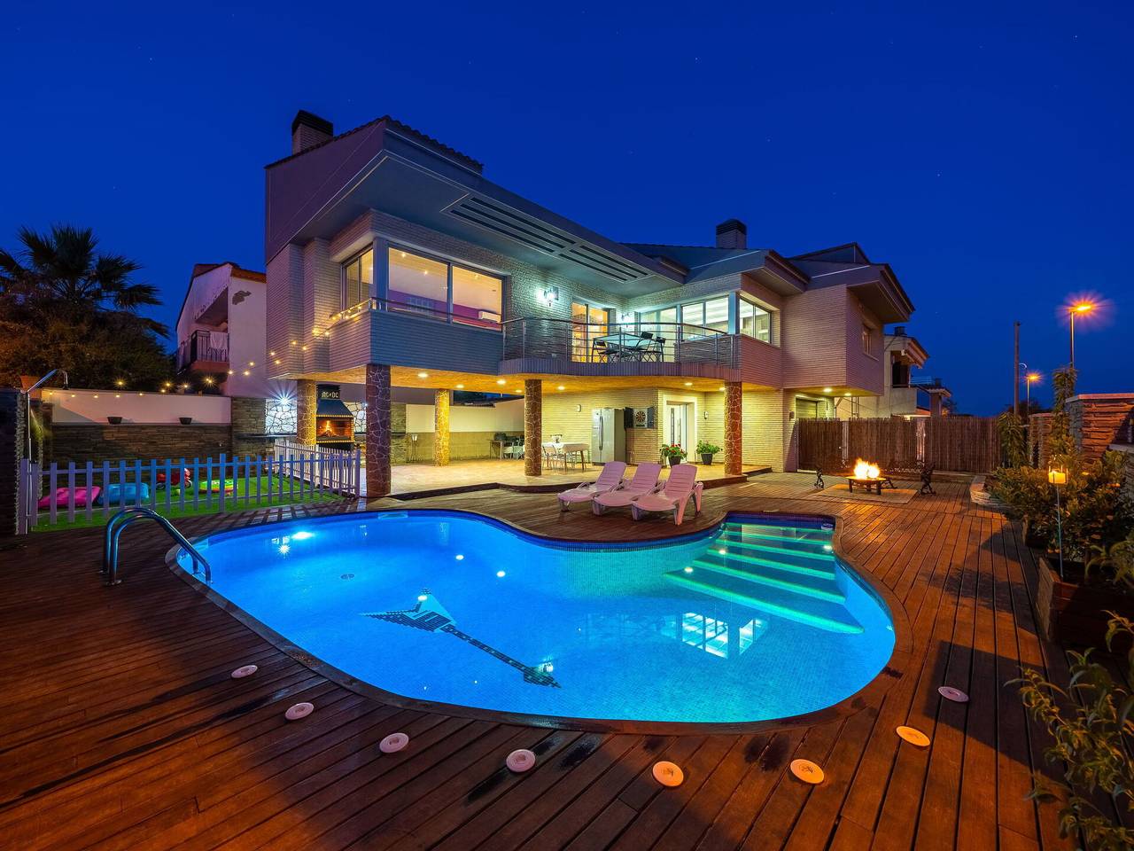 Villa Luxury Rock Tirri - Villa Luxury Rock Tirri 807.1 in Reus, Baix Camp