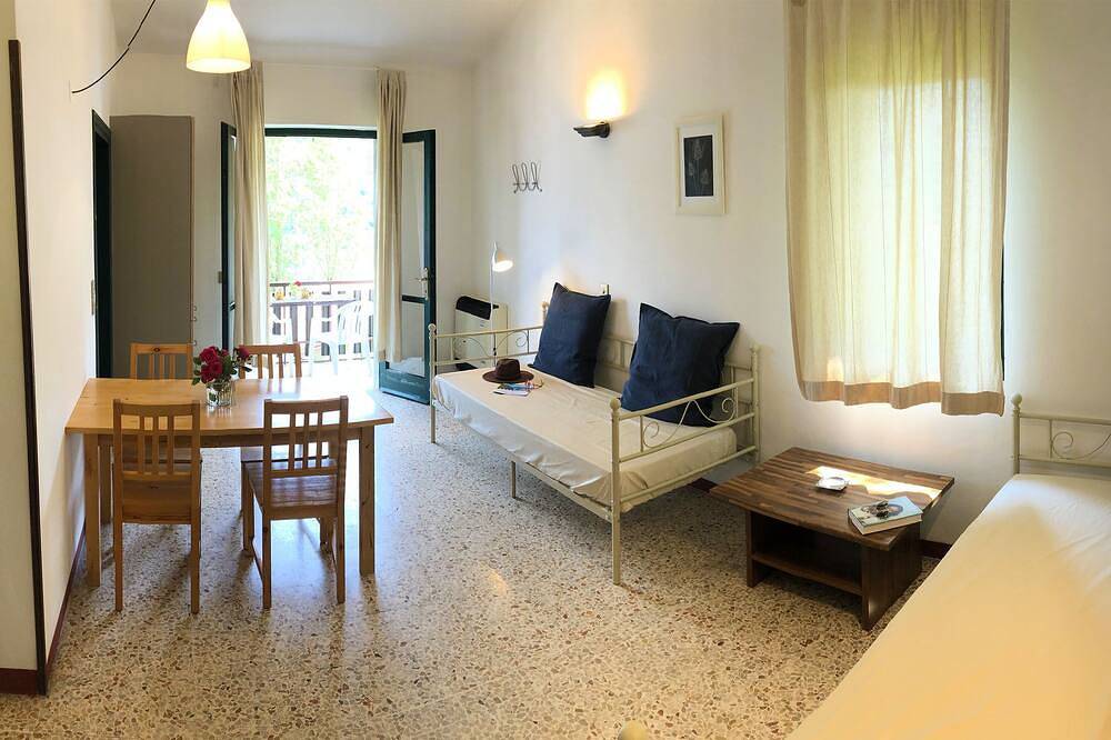 Geheel appartement, Directly on the lake with panoramic views in Idro, Garda Bergen