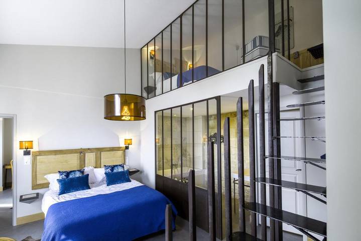 Location de vacances pour 2 personnes, avec piscine et jacuzzi ainsi que sauna et jardin à Candes-Saint-Martin - 2