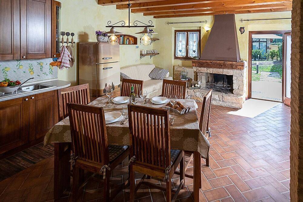 Chalet per 6 Persone in Lazise, Prealpi Gardesane