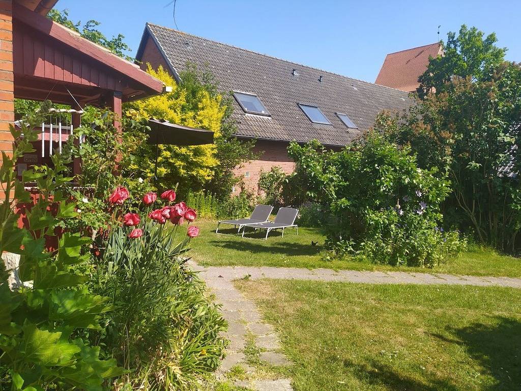 Ferienhaus in Karby mit Schwimmbecken in Karby, Rendsburg-Eckernförde