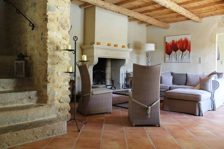 Gîte pour 11 personnes, avec jardin à Le Pin - 2