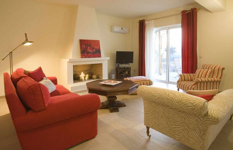 Location de vacances pour 5 personnes, avec Vue sur l’océan ainsi que Balcon/Terrasse et Jardin à Agios Nikolaos - 3