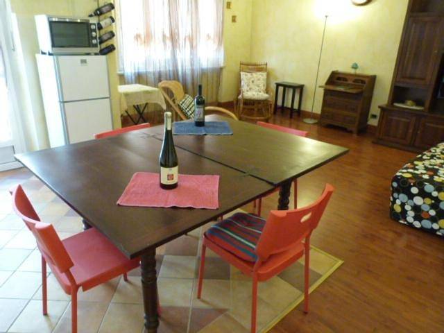 Gîte pour 5 personnes, avec terrasse et vue, animaux acceptés dans Asti - 2