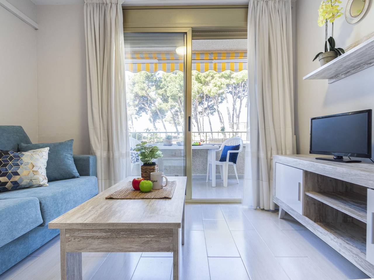 Apartamento vacacional entero, Estudio Internacional 3 personas in Vilafortuny, Cambrils
