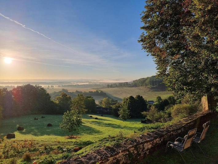 Location de vacances pour 2 personnes, avec vue et jardin à Champallement - 4
