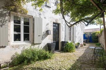 Gîte pour 6 personnes, avec terrasse et jardin à La Couarde-sur-Mer