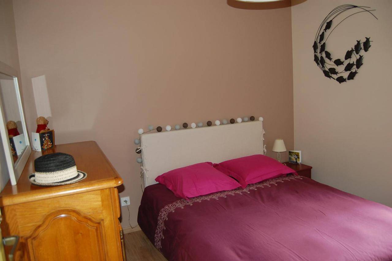 Appartement de vacances entier, Double Room in Parigné-l'Évêque, Sarthe