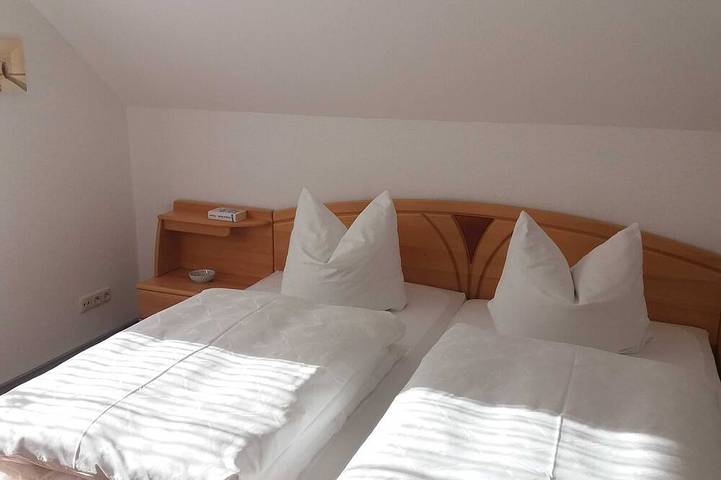 Ferienwohnung für 4 Personen, mit Balkon in Gößweinstein - 2