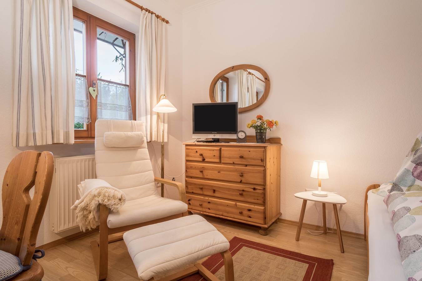 Appartement 'Obstgarten' op boerderij met Wi-Fi, terras en uitzicht op de bergen, foto 15