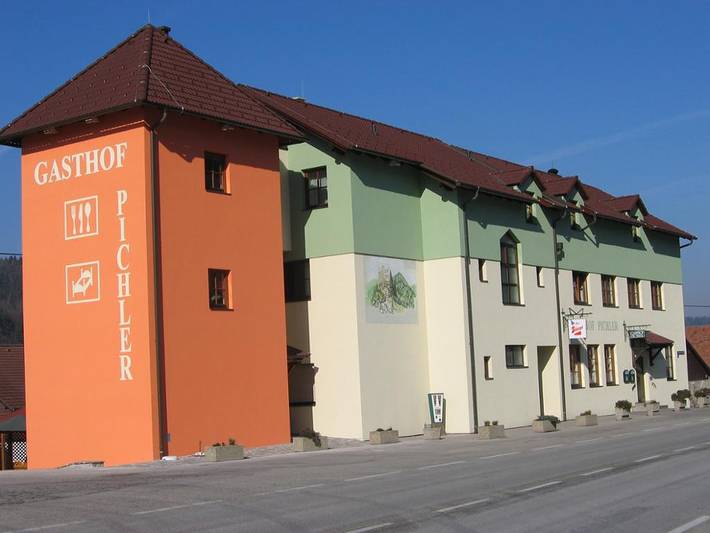 Gasthof Pichler - Einzelzimmer in Grimmenstein, Wiener Alpen in Niederösterreich
