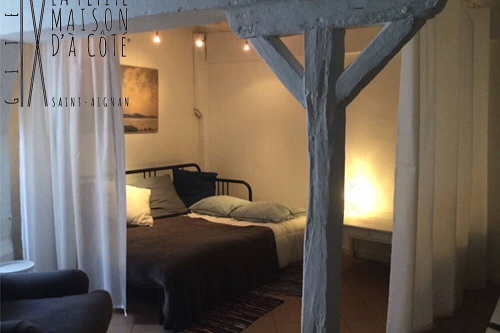 La Petite Maison d'à Côté® at n°11, 3km from Beauval Zoo - St Aignan in Saint-Aignan, Romorantin-Lanthenay region