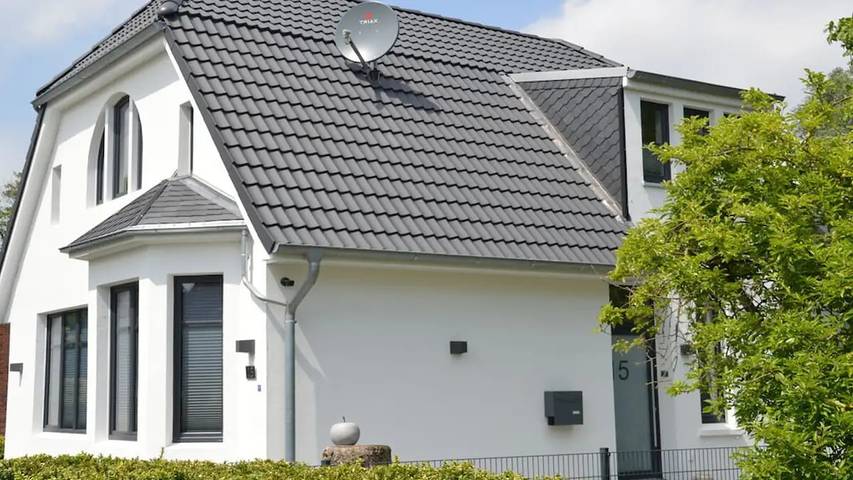 Ferienhaus für 8 Personen, mit Garten in Wilhelmshaven