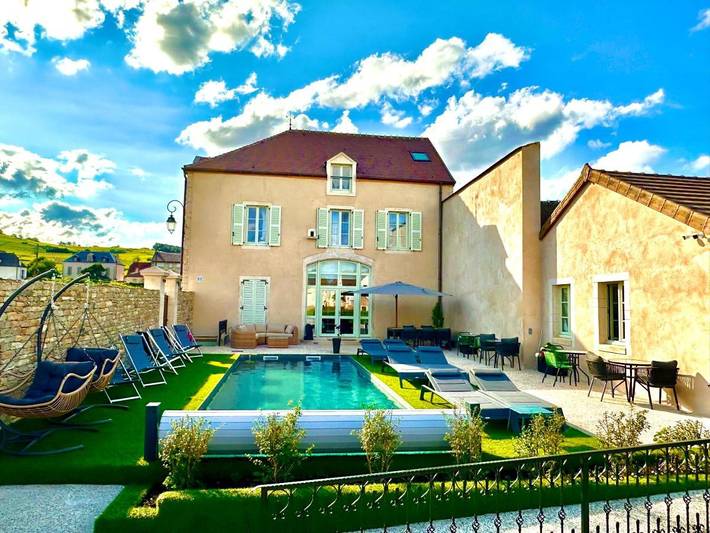 Hôtel pour 4 personnes, avec jardin ainsi que piscine et vue