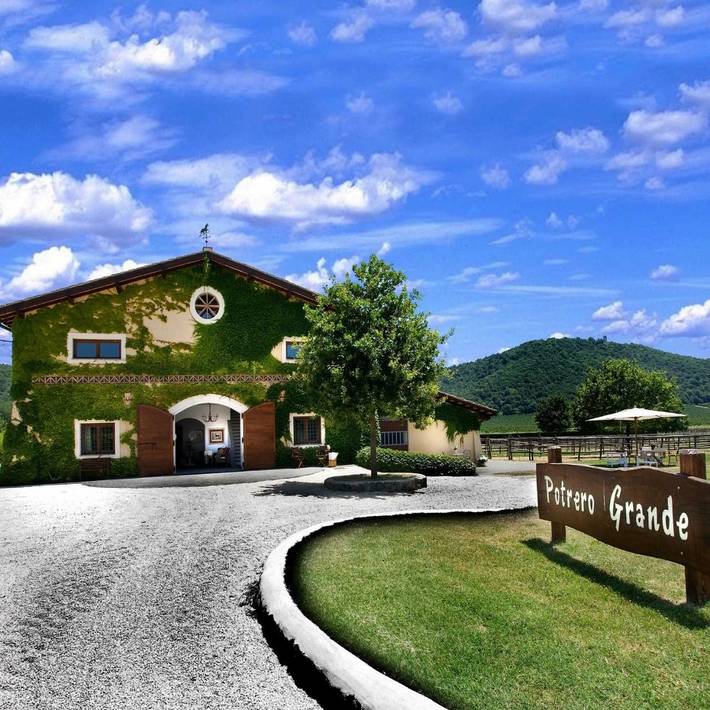 Ferienwohnung für 6 Personen, mit Terrasse und Garten sowie Sauna und Seeblick in Rom