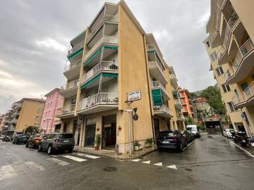 Hôtel pour 3 personnes, avec balcon dans Lavagna